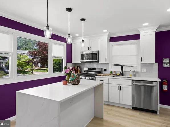 6104 Walnut Ave, Pennsauken, NJ 08109