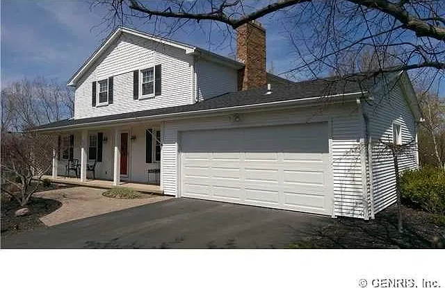32 Selborne Chase — Photo 2