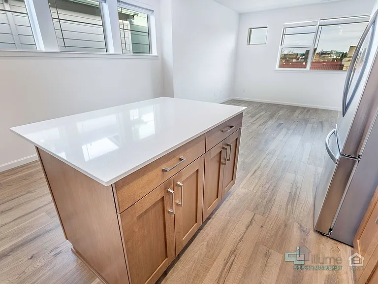 3675 SW 209th Ave — Photo 9