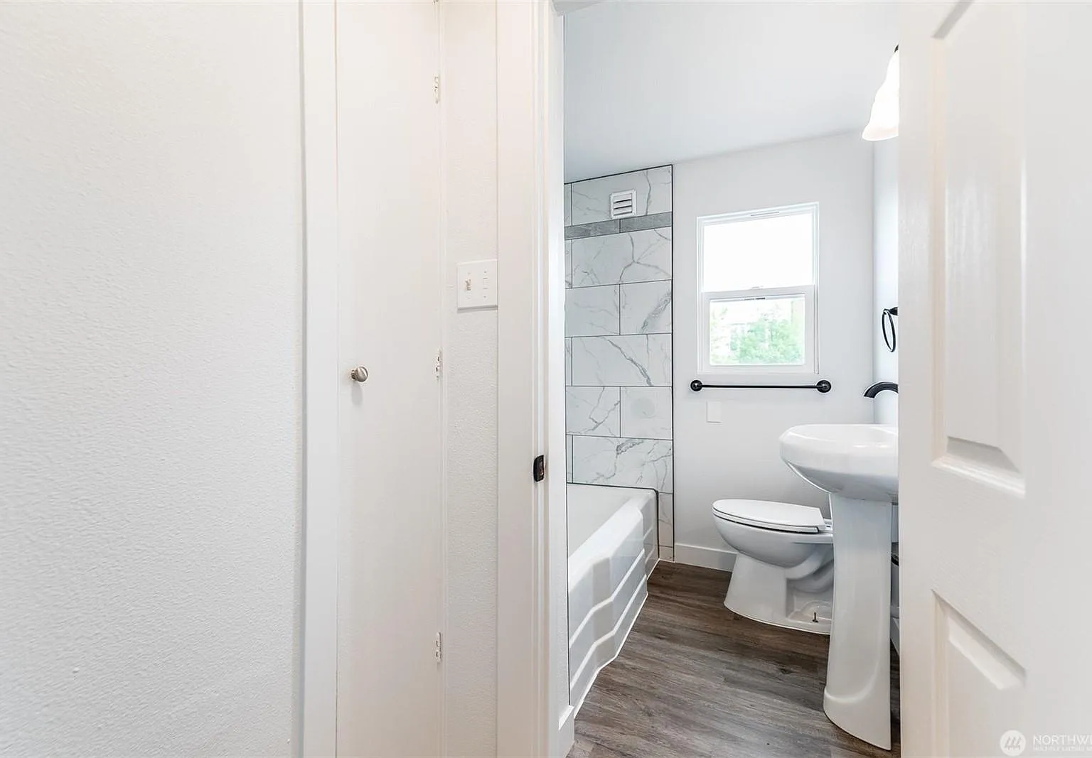 1 bed, 500 sqft, $1,400 — Photo 2