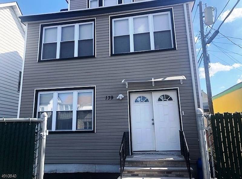 1st image of 139 Tremont Ave
