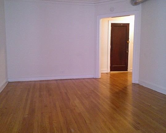 4th image of 1149 W Lunt Ave APT 249