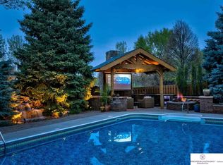 4504 N 167th St, Omaha, NE 68116