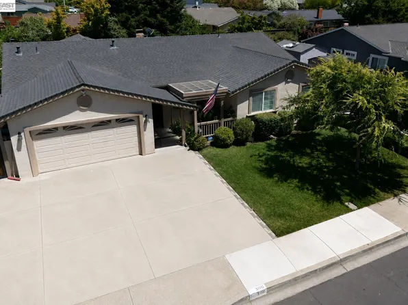 396 Ontario Dr, Livermore, CA 94550