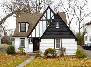 25 N Manheim Blvd, New Paltz, NY