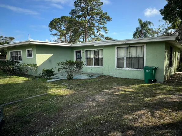 3701 S Avenue, Fort Pierce, FL 34947