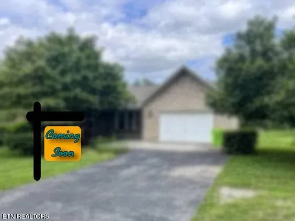 130 Chestnut Ct, Crossville, TN 38555