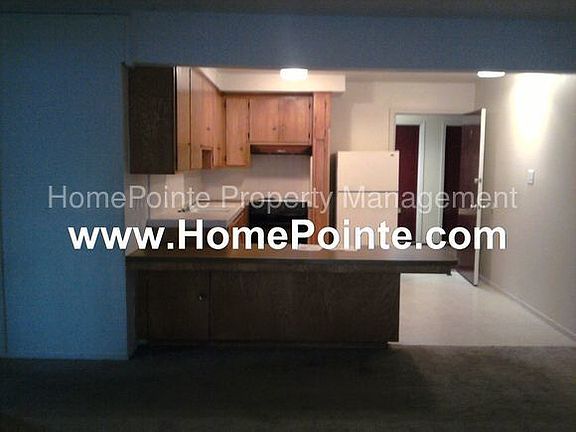 2nd image of 2631 27th St APT 2