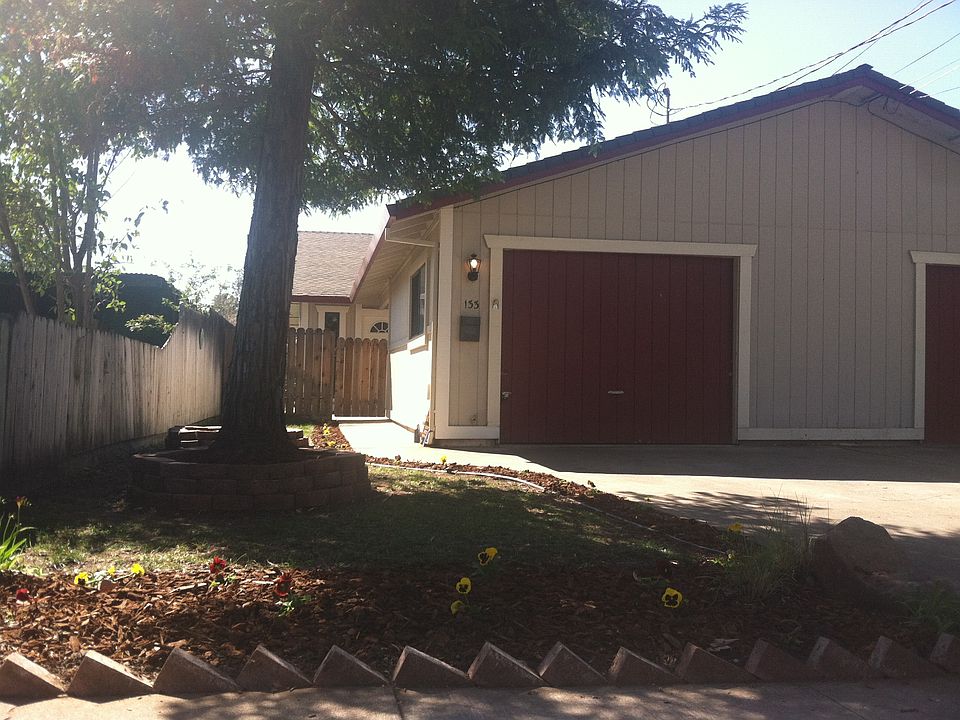 1st image of 133 Cedar St
