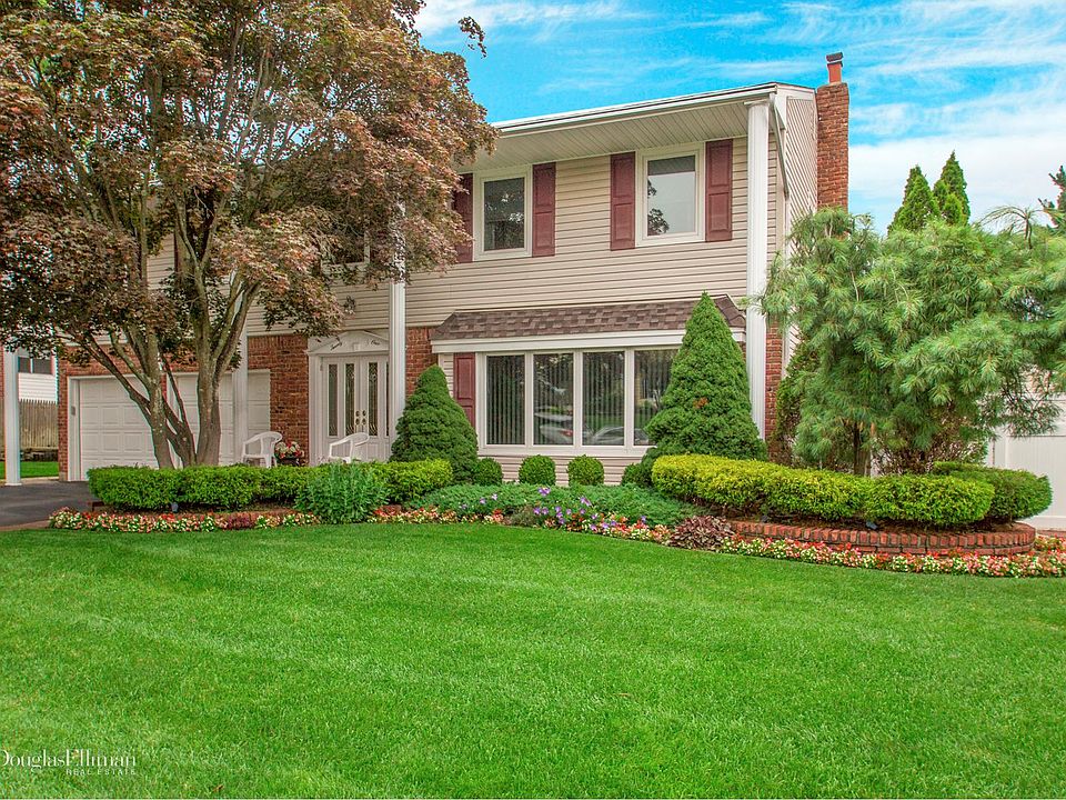 1st image of 21 Knoll Ln