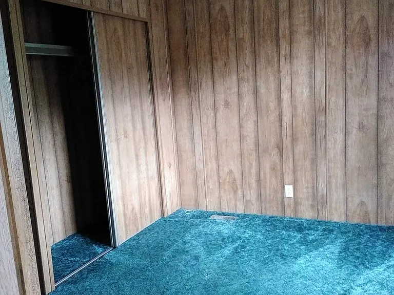 143 Temple St — Photo 9