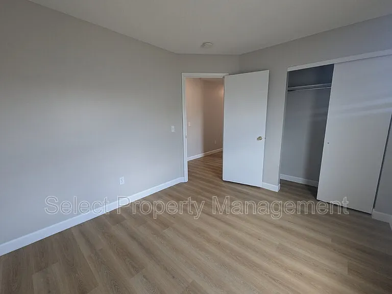 7921 Edinburgh Pl — Photo 16