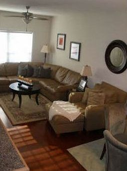 3rd image of 260 Fountains Park Blvd