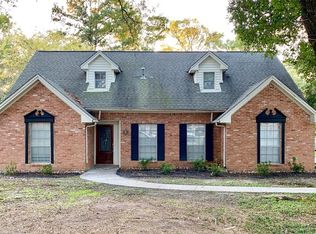 670 Ravensworth Dr, Conroe, TX 77302