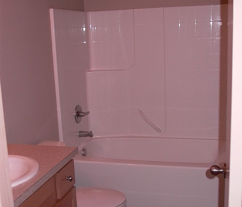 2nd image of 5621 Colby Ct SE