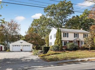 77 Whipple Rd, Billerica, MA 01821