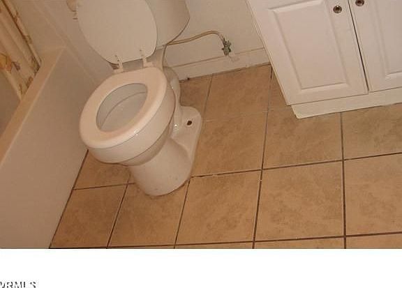 5th image of 3121 Bashford Ln