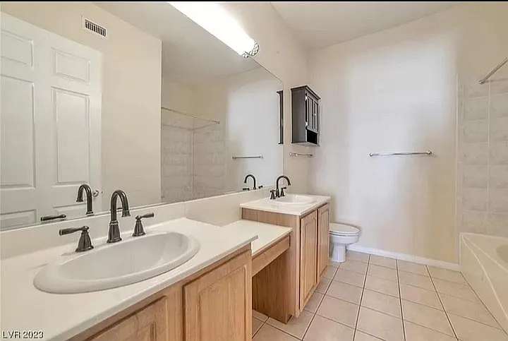 237 Garrett Ln #6 — Photo 10