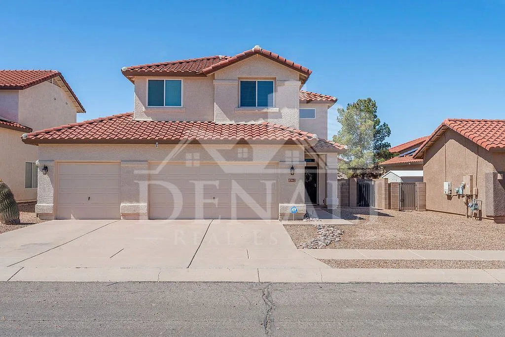 4 bed, 2.5 bath, 2055 sqft, $2,295 — Photo 1