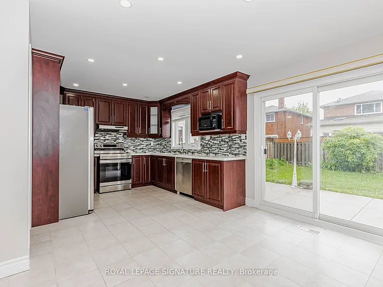 101 Hullrick Dr — Photo 12