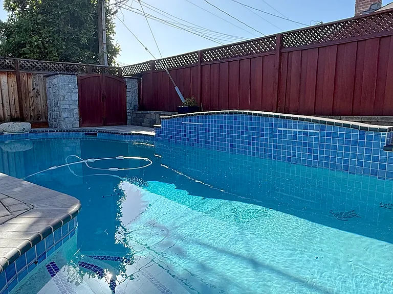 1388 Pine Ave — Photo 27