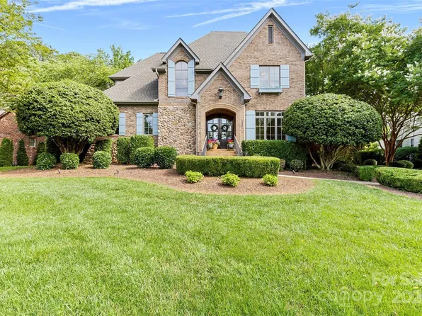 7921 Chapel Creek Dr, Denver, NC 28037