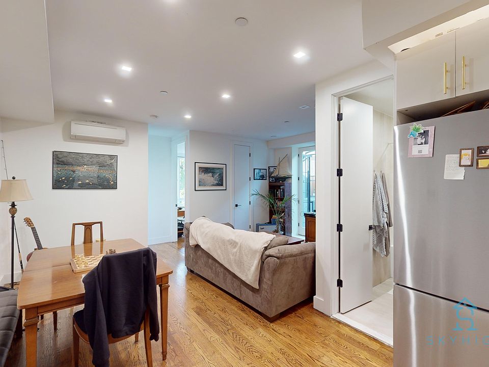 1st image of 317 Woodbine St #2A