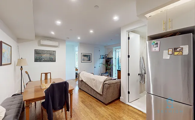 Rented by Skyhigh Realty NYC LLC | media 7