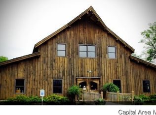 8254 E 1425 North Rd, Fairmount, IL 61841