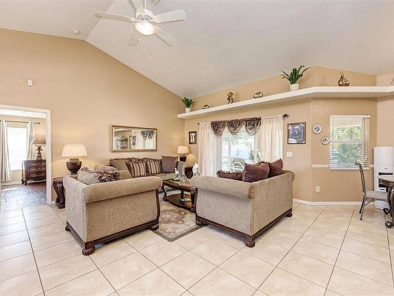5th image of 1219 Arredondo St
