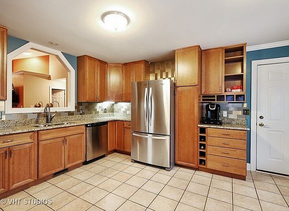5th image of 80 Tygert Ln