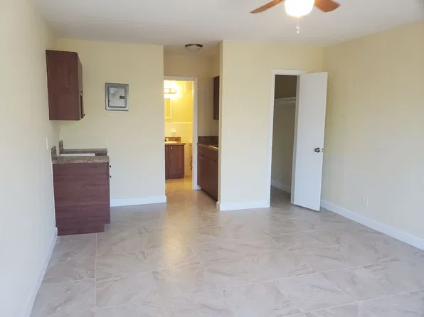 Del Zio, 2461-2463 E Commercial Blvd #4, Fort Lauderdale, FL 33308