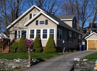 390 Sawyer St, South Portland, ME 04106