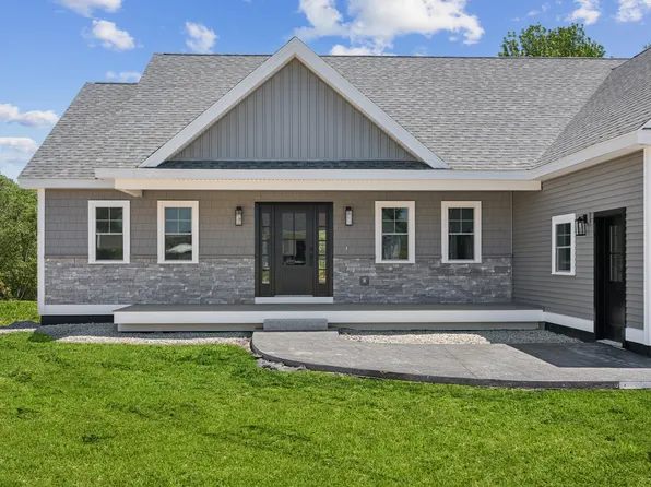 25 Magnolia Drive, Old Orchard Beach, ME 04064