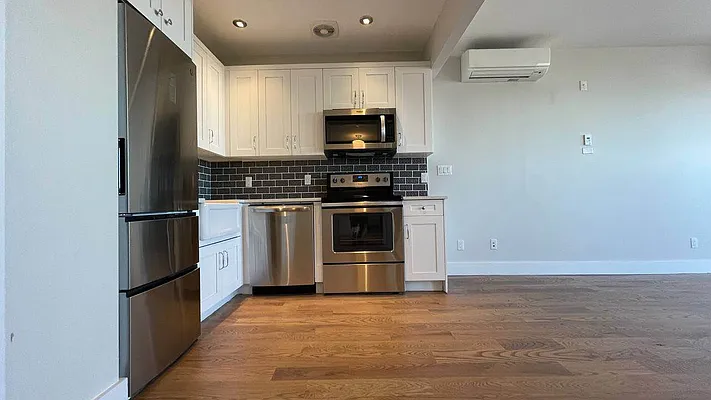 Rented by Doorway NYC, LLC | media 32