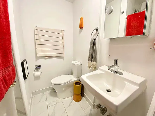 Rented by J PRESTON AND ASSOCIATES INC | media 14