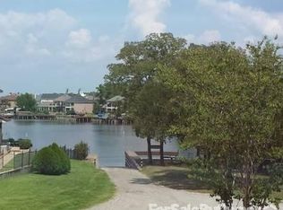 7040 Longmire Cir, Conroe, TX 77304
