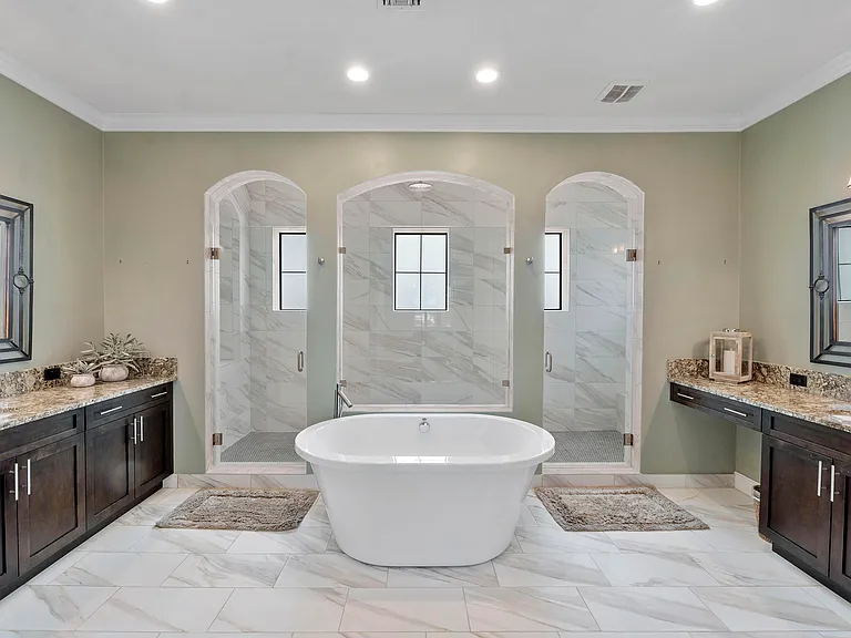 11525 NW 81st Pl — Photo 36
