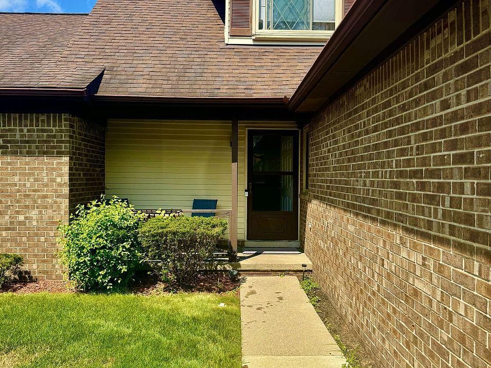 1st image of 3744 Heritage Pkwy #K
