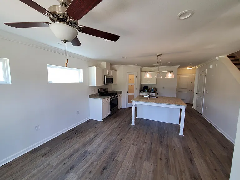 2872 Blue Blossom Trl — Photo 3