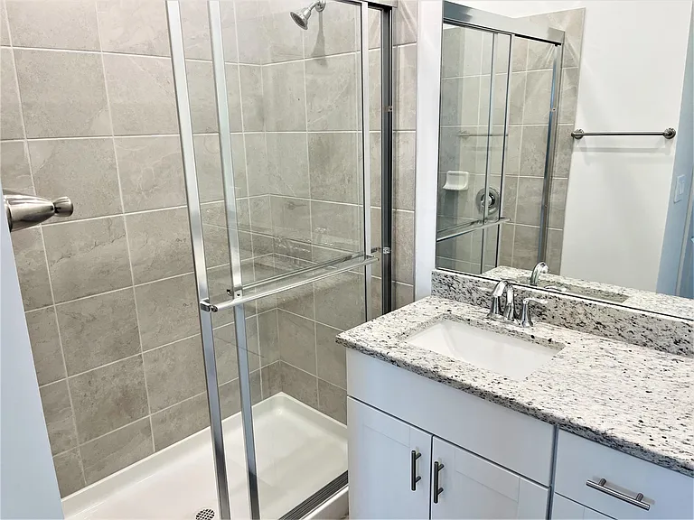 14237 Pine Lodge Ln — Photo 11
