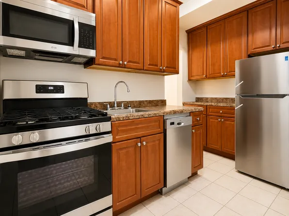 2400 East 3rd Street image 1 of 9