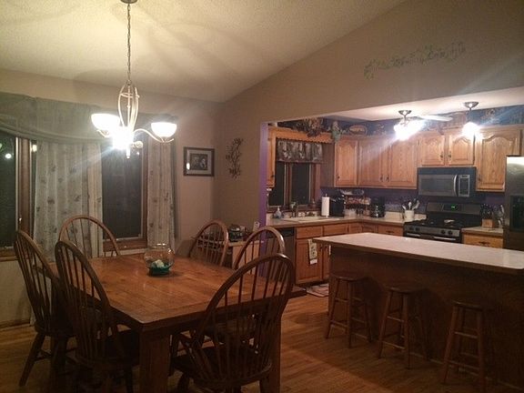 5th image of 29885 Kishwaukee Dr