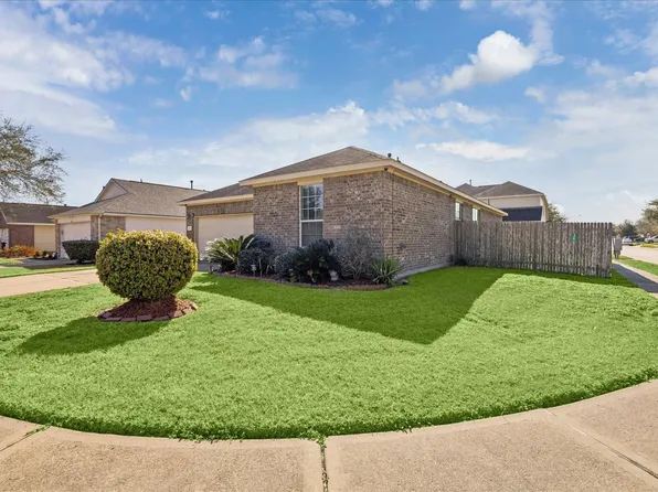 206 Volute Dr, Rosharon, TX 77583