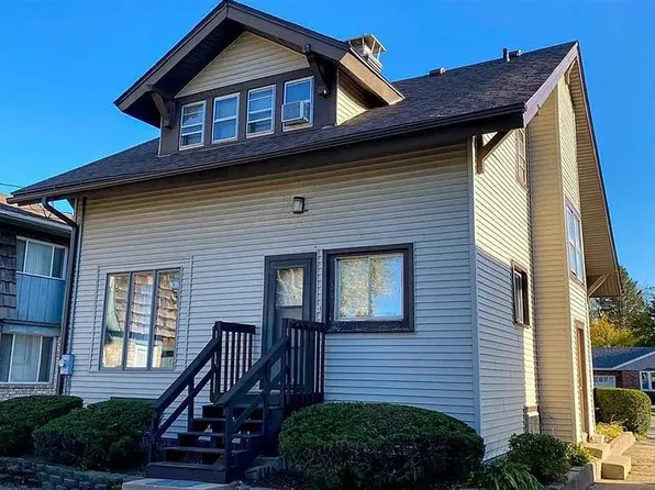 618 Windsor Rd #1, Machesney Park, IL 61115