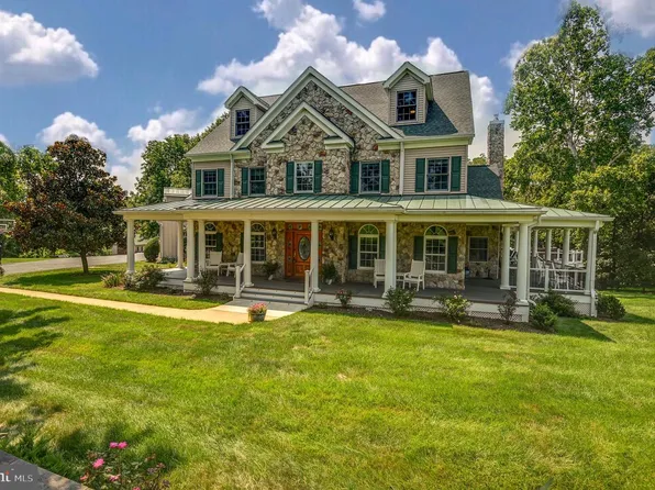 38303 Winsome Trail Ln, Purcellville, VA 20132