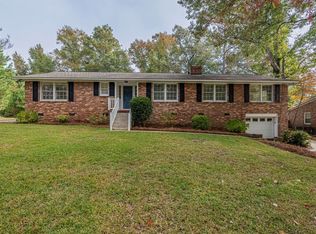 1136 Woodland Dr, West Columbia, SC 29169