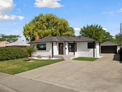 2951 24th Ave, Sacramento, CA, 95820
