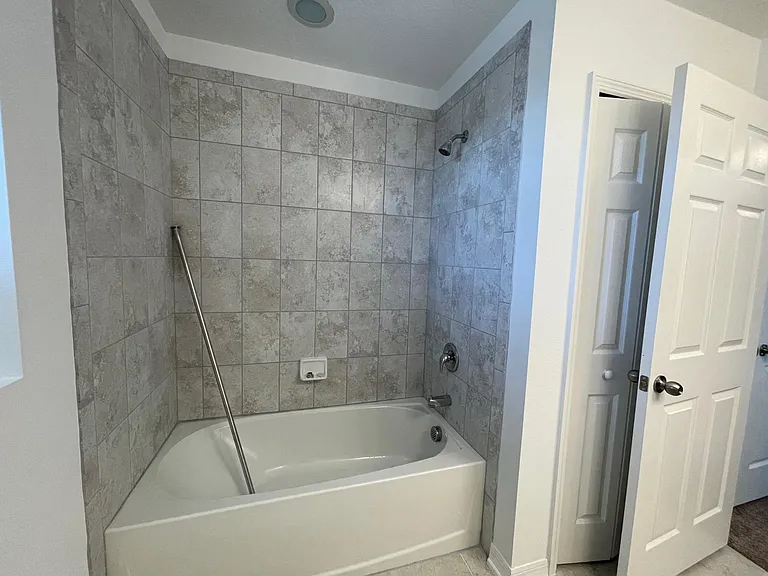 7317 Pool Compass Loop — Photo 11