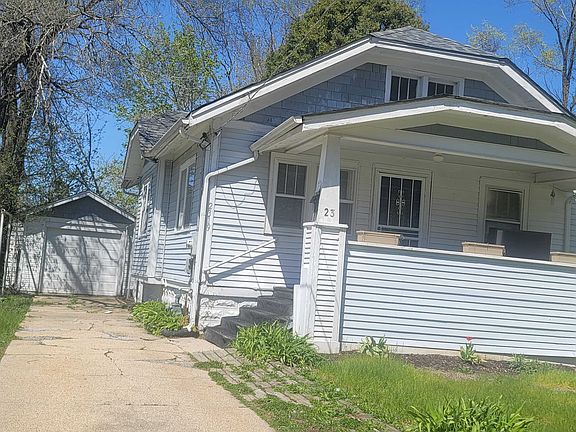 2nd image of 2319 Andrews St